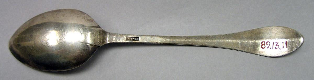 1989.0013.011 Silver Spoon underside