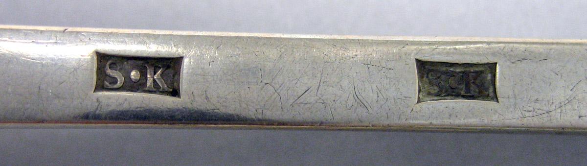 1989.0013.012 Silver Spoon mark