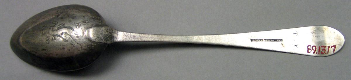 1989.0013.017 Silver Spoon underside