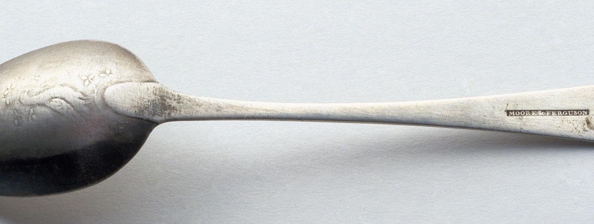 1989.0013.017 Spoon, Tablespoon, detail 1