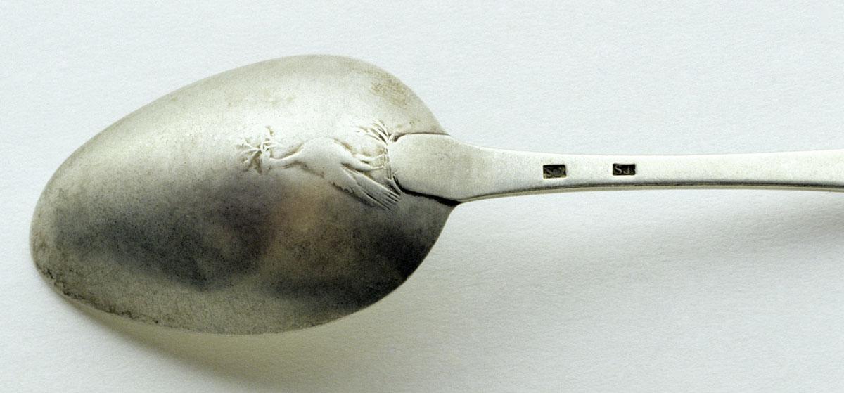 1989.0013.023 Spoon, Tablespoon, detail 1