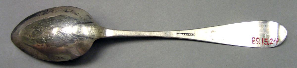 1989.0013.024 Silver Spoon underside