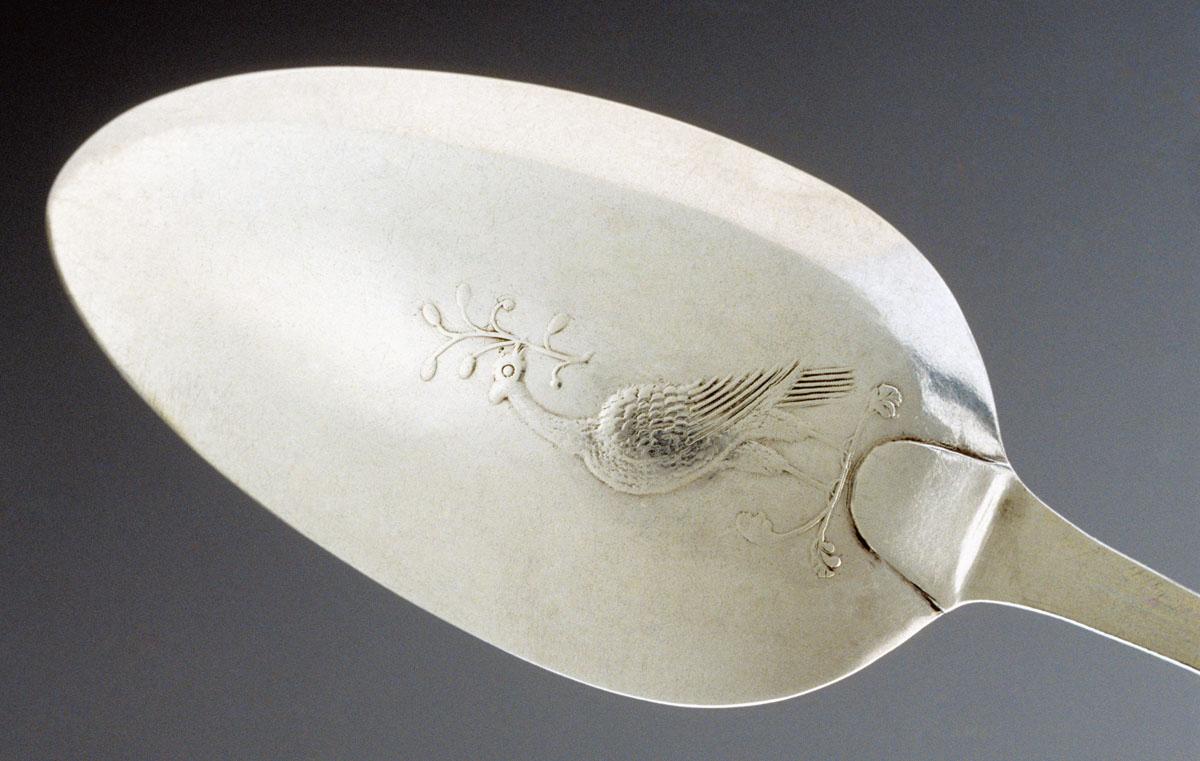 1989.0013.027 Spoon, Tablespoon, detail 1