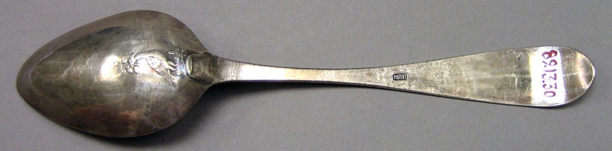 1989.0013.030 Silver Spoon underside