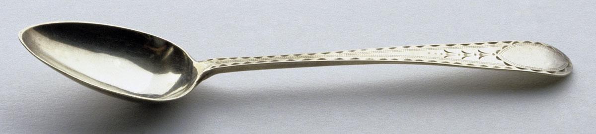 1989.0013.033 Spoon, Dessert Spoon, view 1