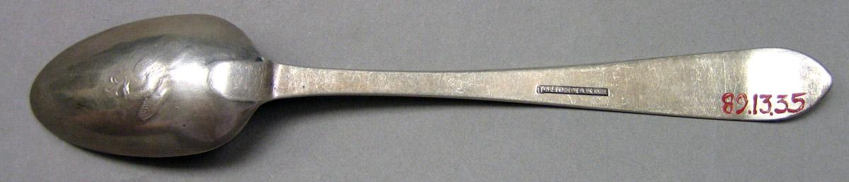 1989.0013.035 Silver Spoon underside