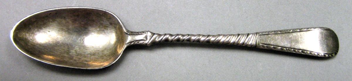 1989.0013.039 Silver Spoon upper surface