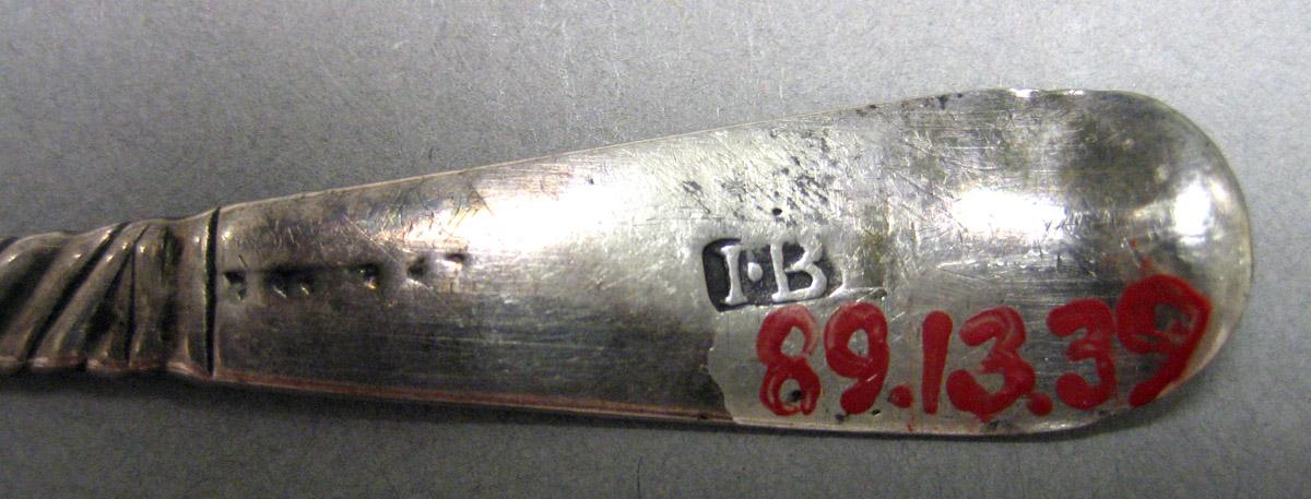 1989.0013.039 Silver Spoon mark