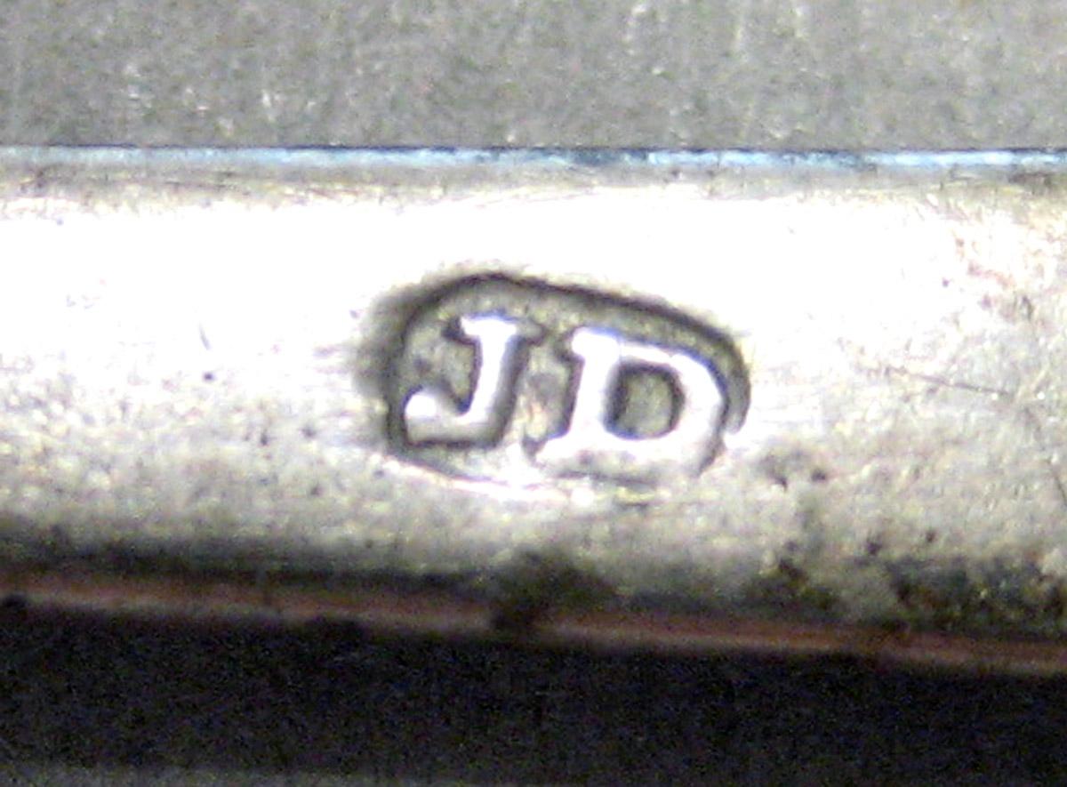 1989.0013.048 Silver Spoon mark