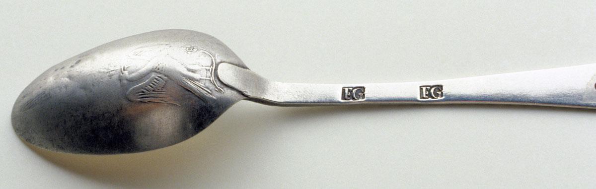 1989.0013.050 Spoon, Teaspoon, detail 1