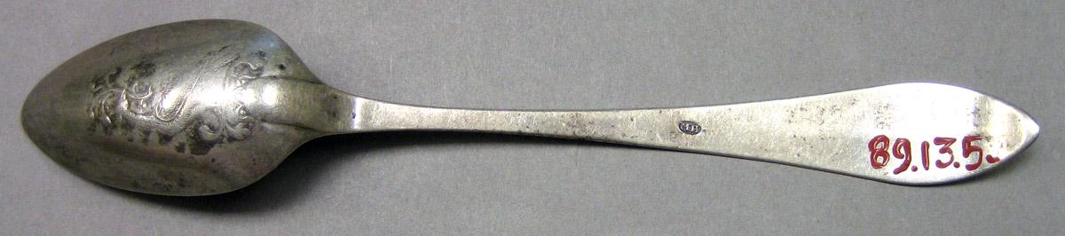 1989.0013.053 Silver Spoon underside