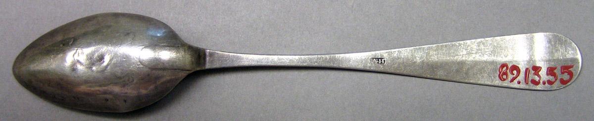 1989.0013.055 Silver Spoon underside