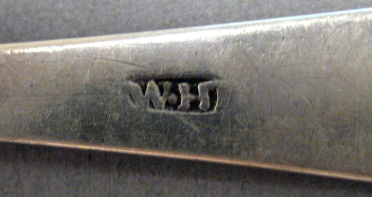 1989.0013.055 Silver Spoon mark