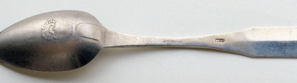 1989.0013.056 Spoon, Teaspoon, detail 1