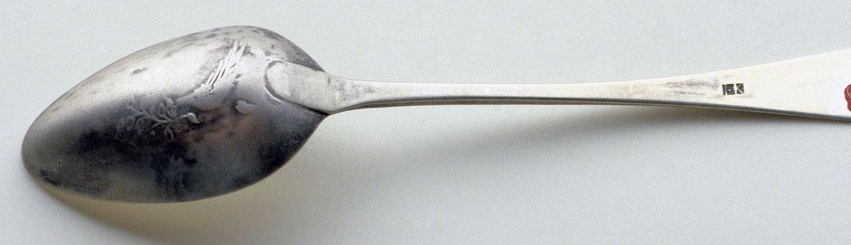 1989.0013.060 Spoon, Teaspoon, detail 1