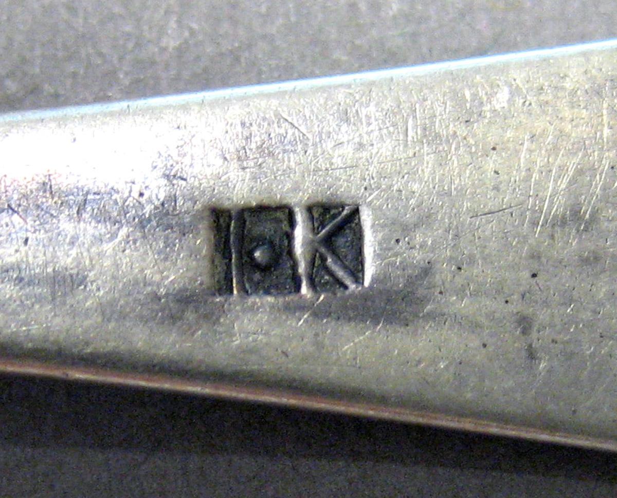 1989.0013.060 Silver Spoon mark