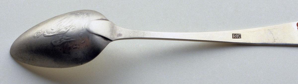 1989.0013.062 Spoon, Teaspoon, detail 1