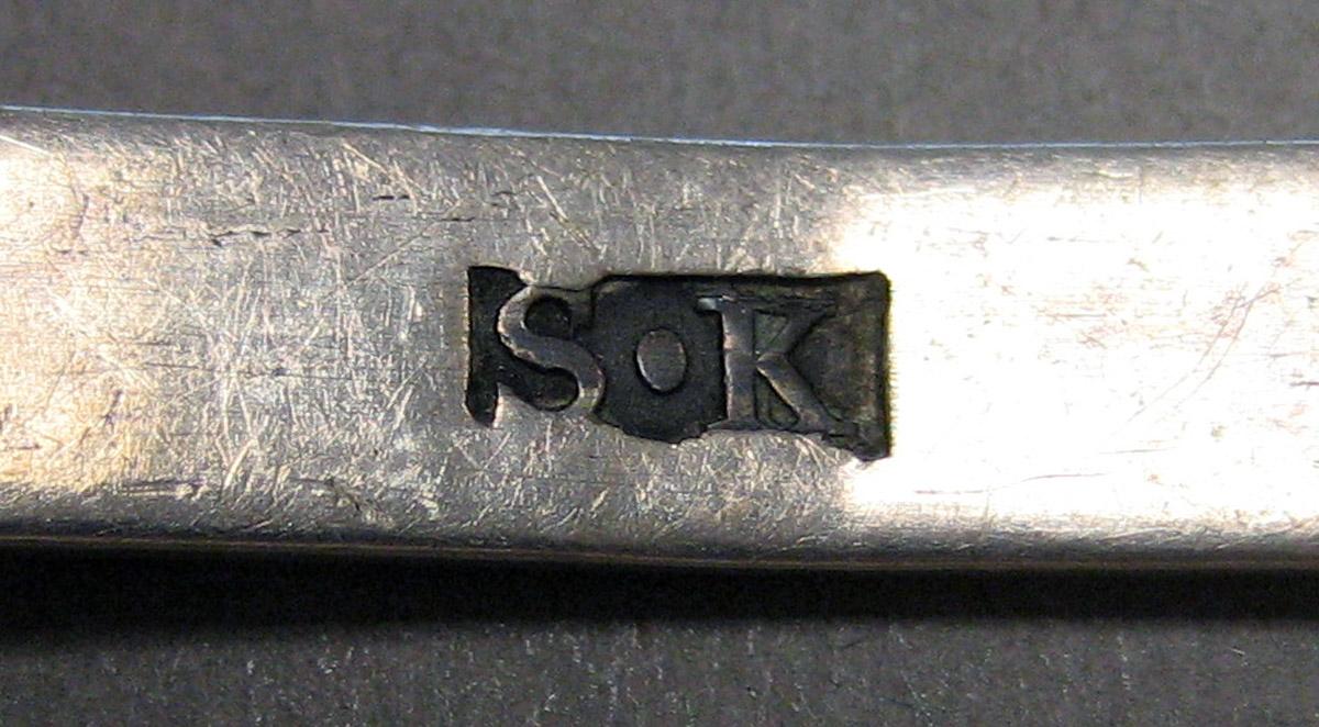 1989.0013.064 Silver Spoon mark