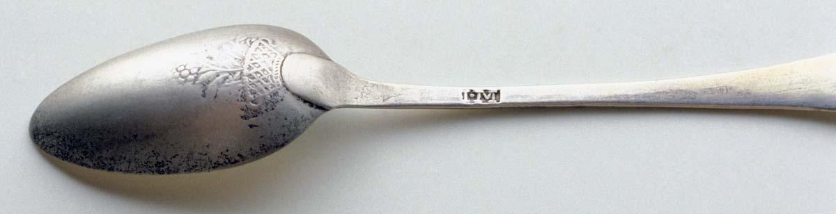 1989.0013.072 Spoon, Teaspoon, detail 1