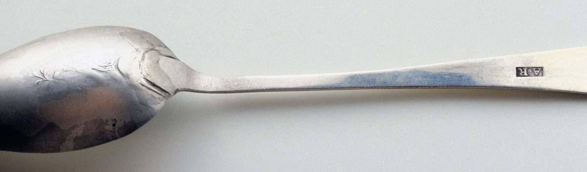 1989.0013.076 Spoon, Teaspoon, detail 1