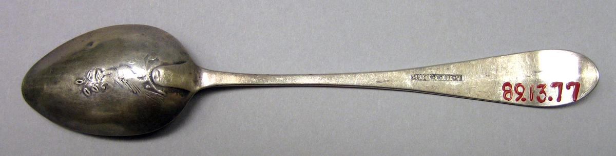 1989.0013.077 Silver Spoon underside