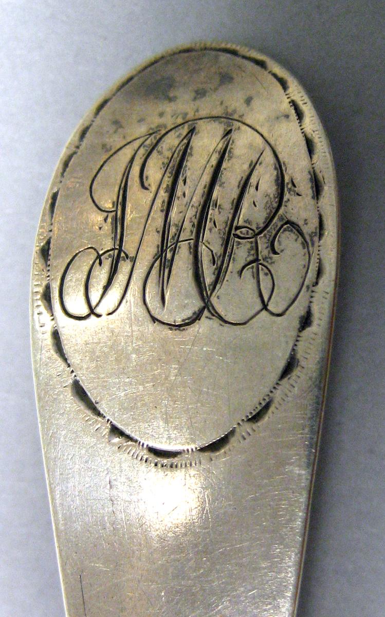 1989.0013.077 Silver Spoon engraving