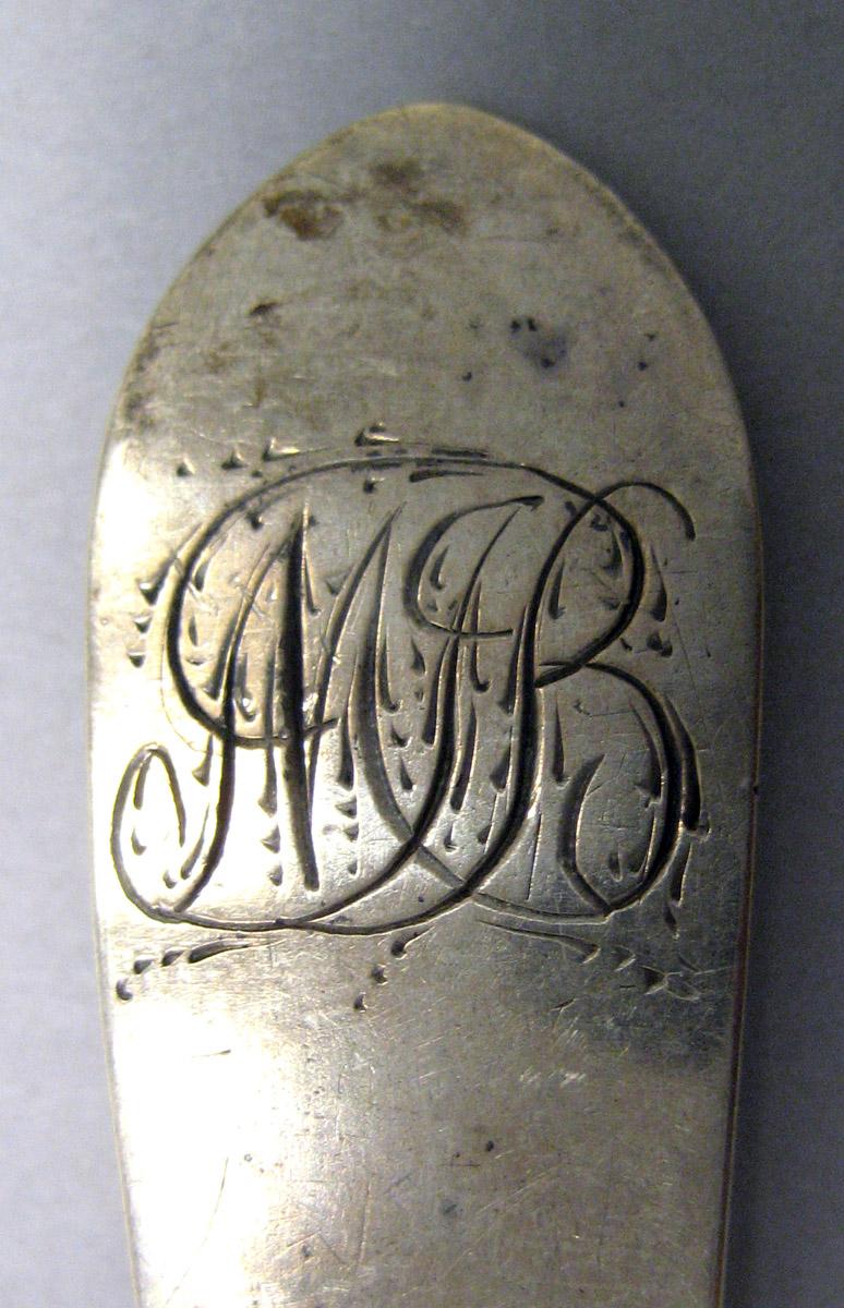 1989.0013.080 Silver Spoon engraving upper surface