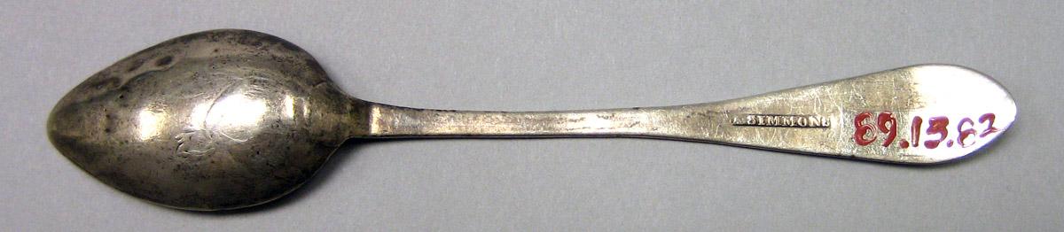1989.0013.082 Silver Spoon underside