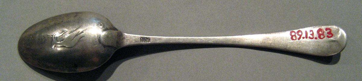 1989.0013.083 Silver Spoon underside