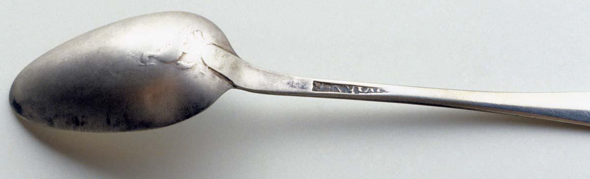 1989.0013.086 Spoon, Teaspoon, detail 1