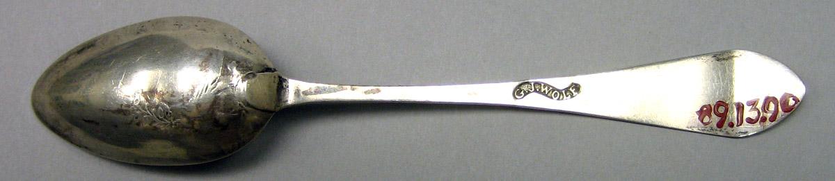 1989.0013.090 Silver Spoon underside