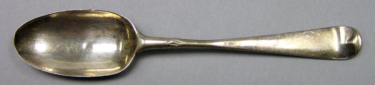 1989.0013.097 Silver Spoon upper surface