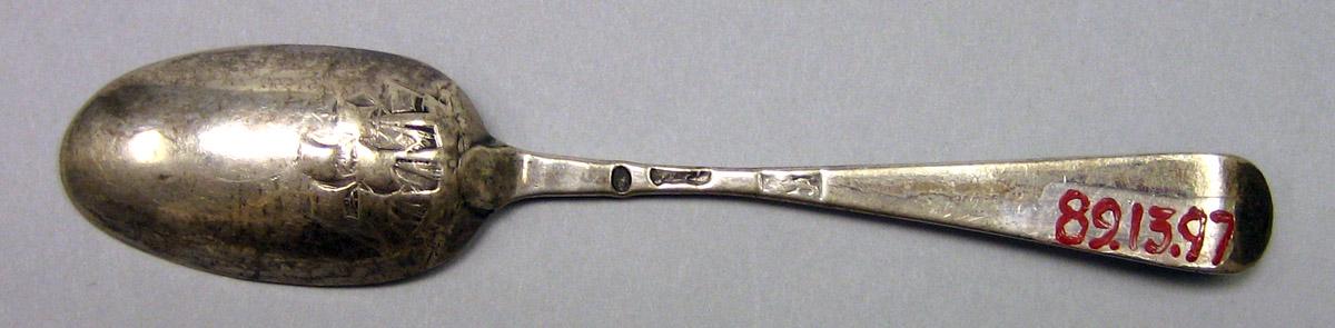 1989.0013.097 Silver Spoon underside