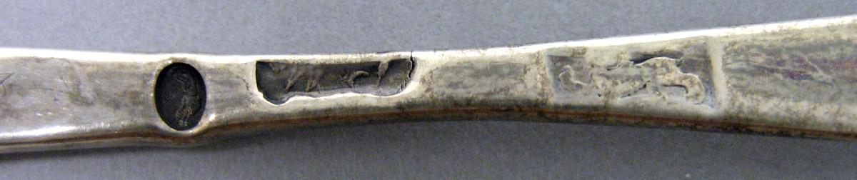 1989.0013.097 Silver Spoon mark