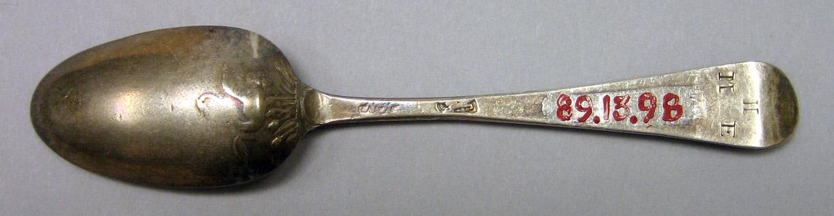 1989.0013.098 Silver Spoon underside