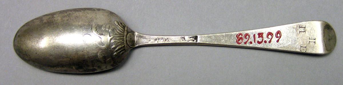 1989.0013.099 Silver Spoon underside