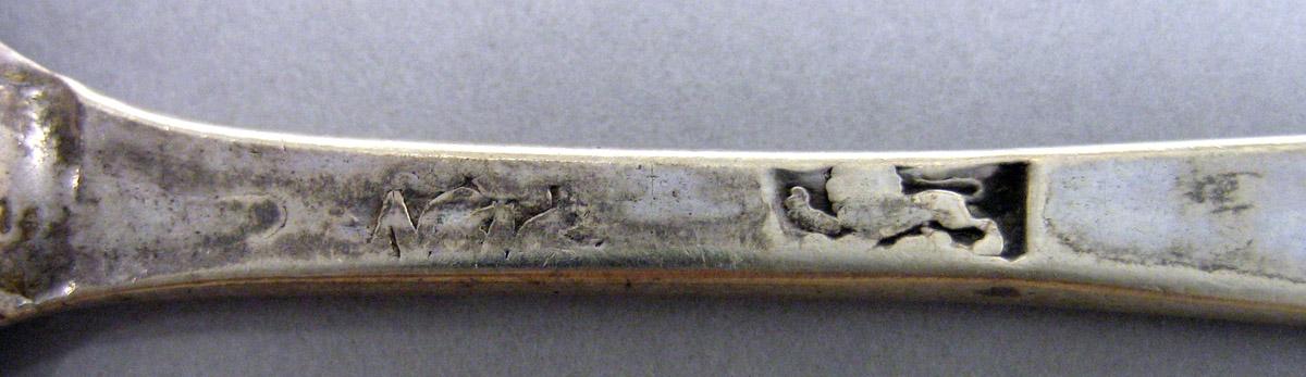 1989.0013.099 Silver Spoon mark