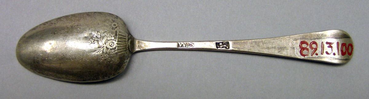 1989.0013.100 Silver Spoon underside