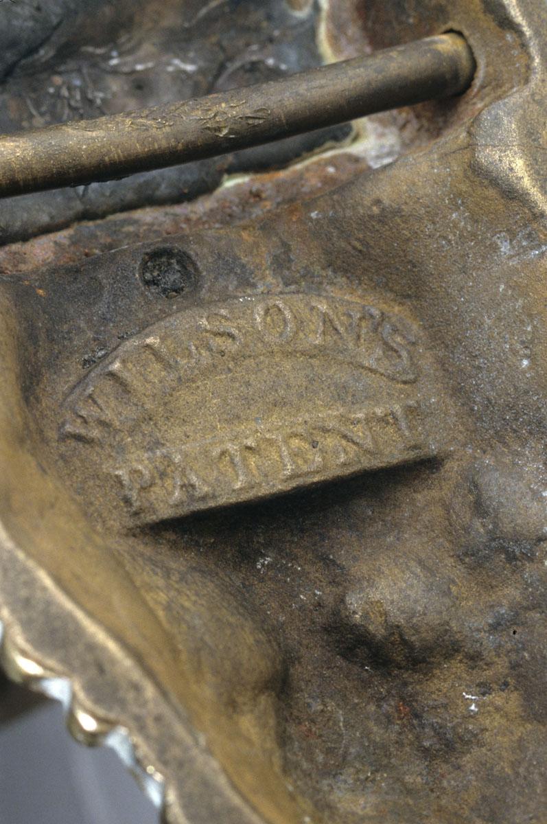 1989.0019 Door knocker, maker's mark