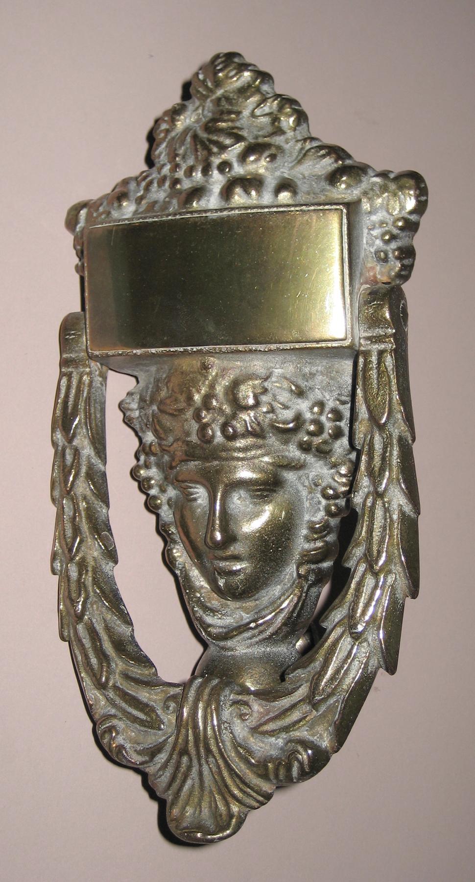 1989.0019 Brass door knocker