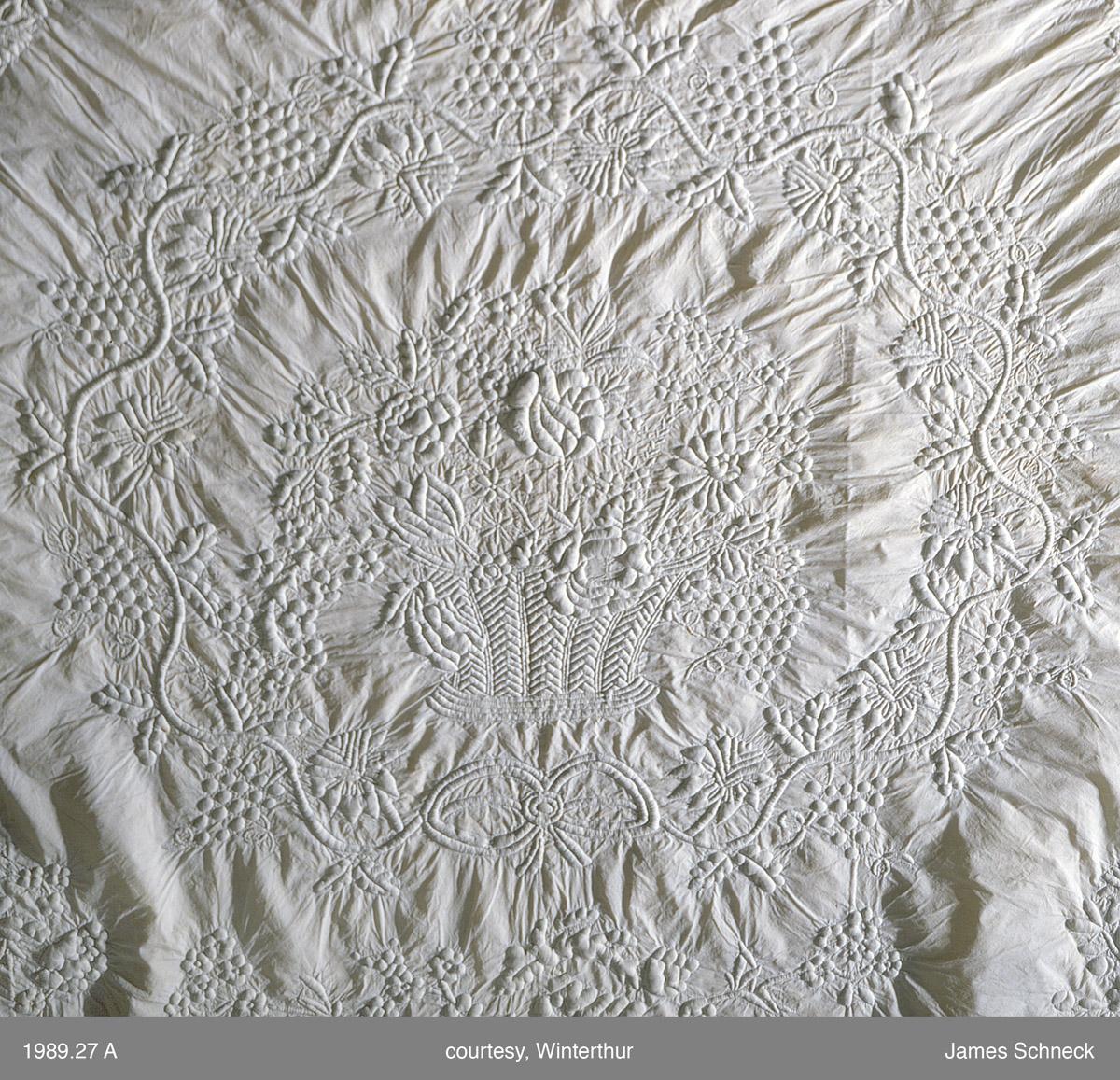1989.0027 Quilt (center)