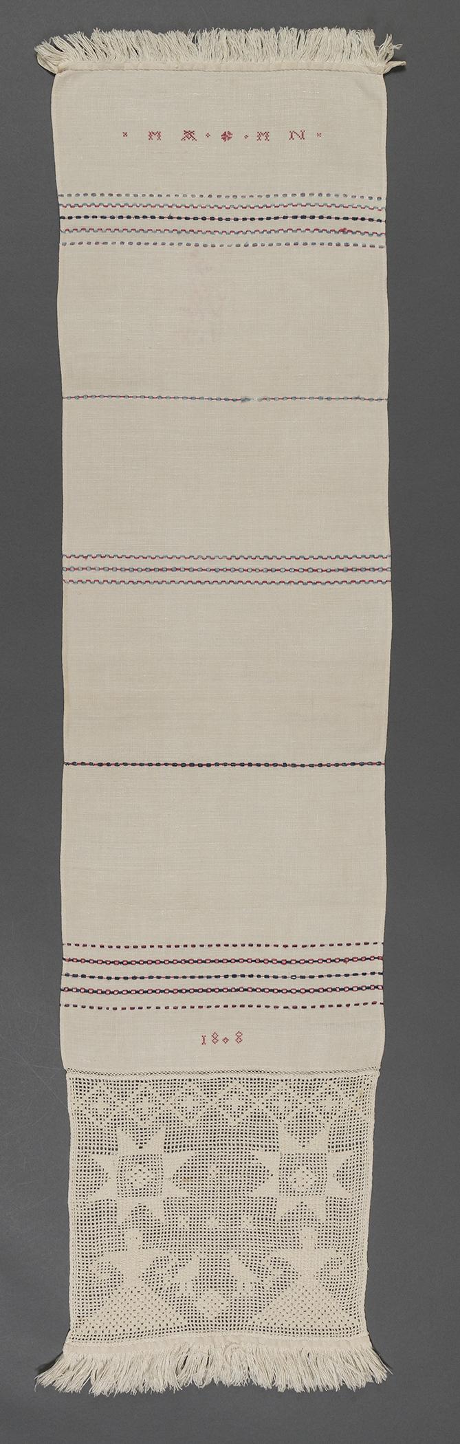 1989.0028 Towel, view 1