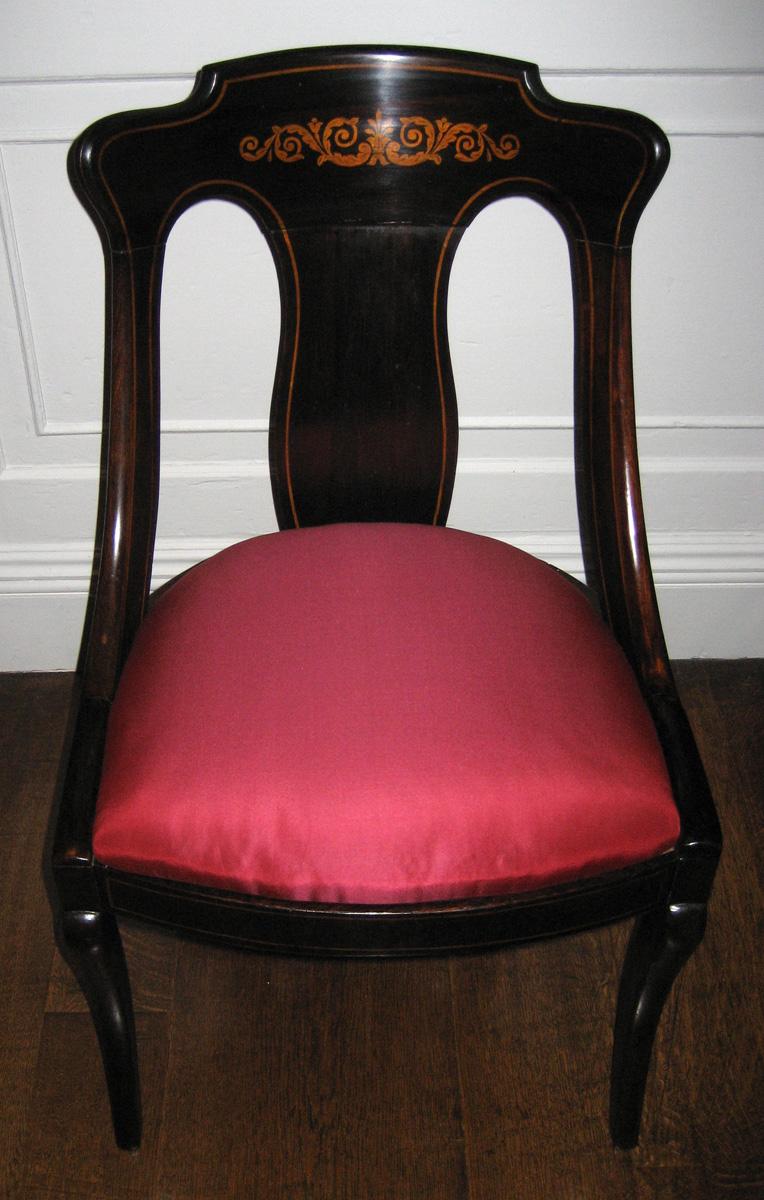 1989.0048.002 chair with 1991.0501.003 slip seat view 2