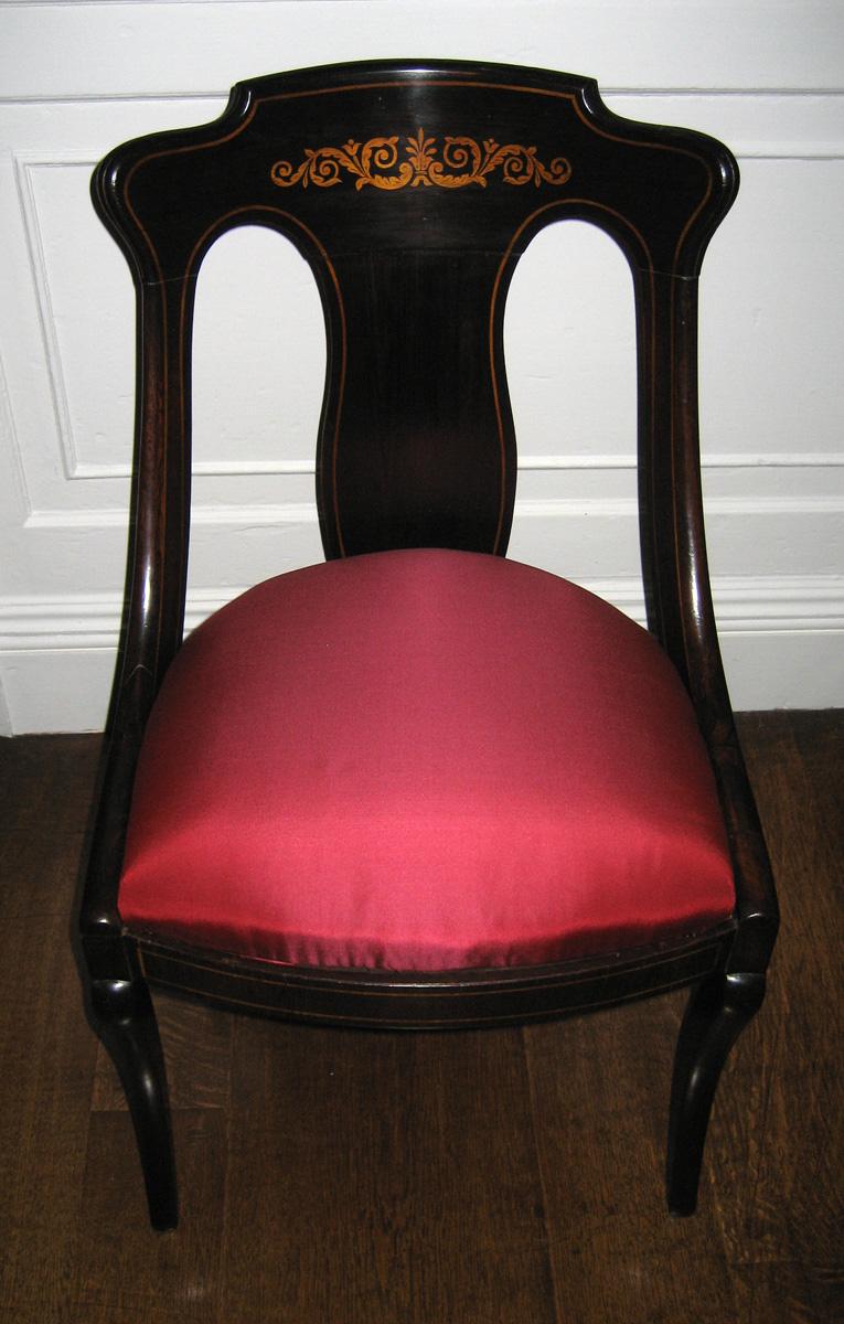 1989.0048.003 chair with 1991.0501.001 slip seat view 2