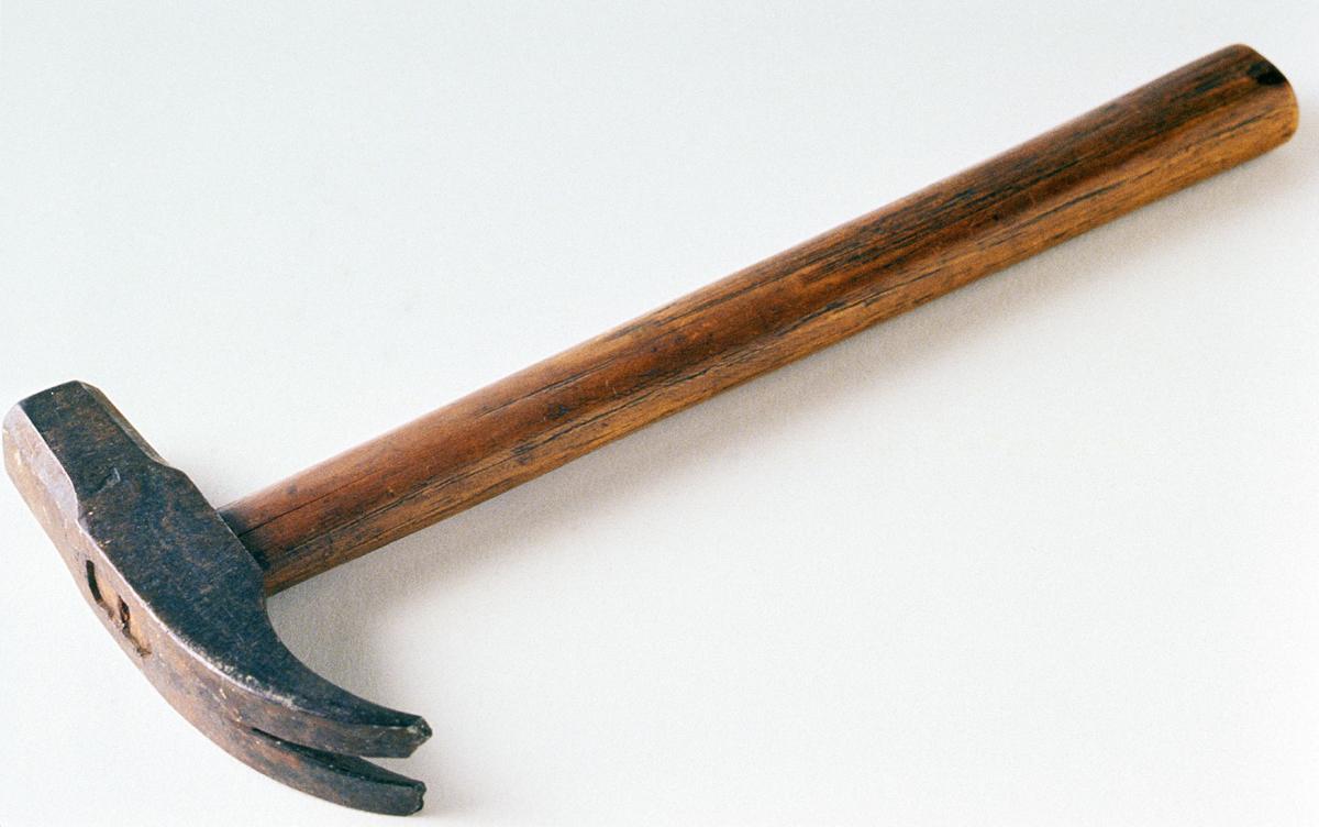 1989.0109.006 Hammer