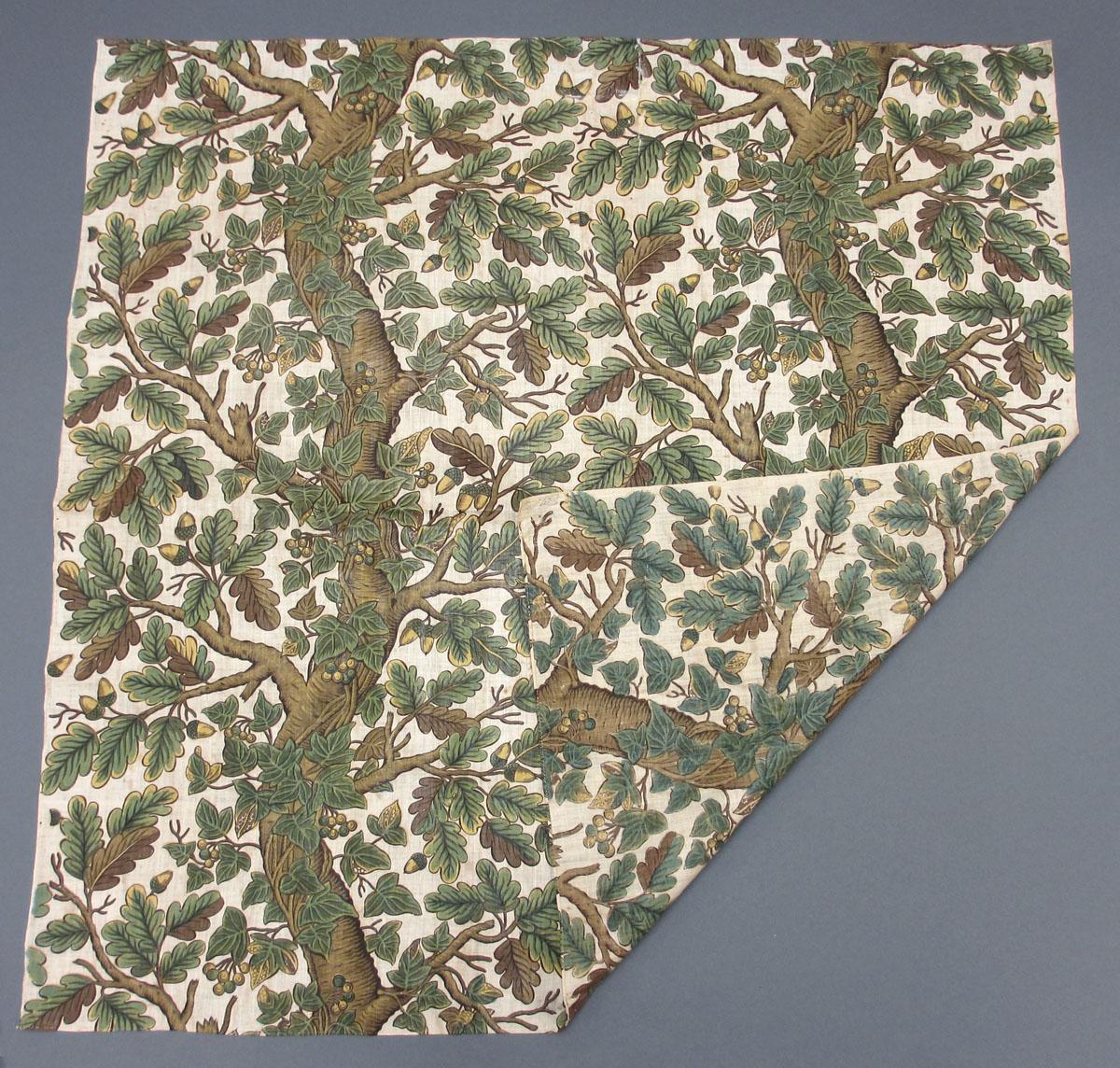 1958.0073.003 Textile, printed folded corner