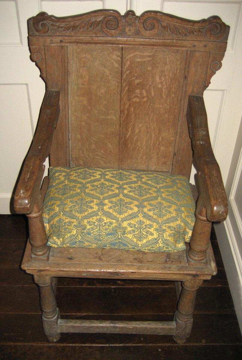 1953.0104 with cushion 1989.0547 view 2