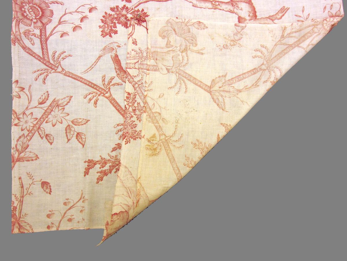 1958.0075.001 A Textile, printed partial folded corner