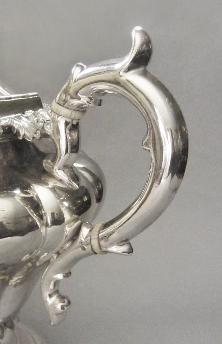 1990.0040.001 Teapot, handle