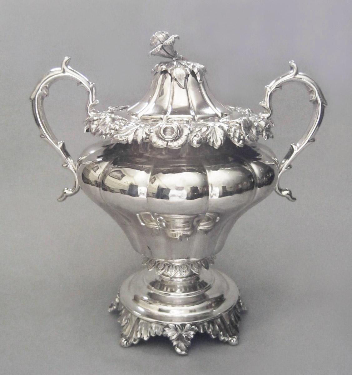 1990.0040.003 A, B Sugar bowl, side 2